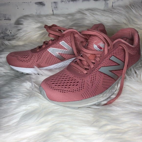 new balance fresh foam arishi pink